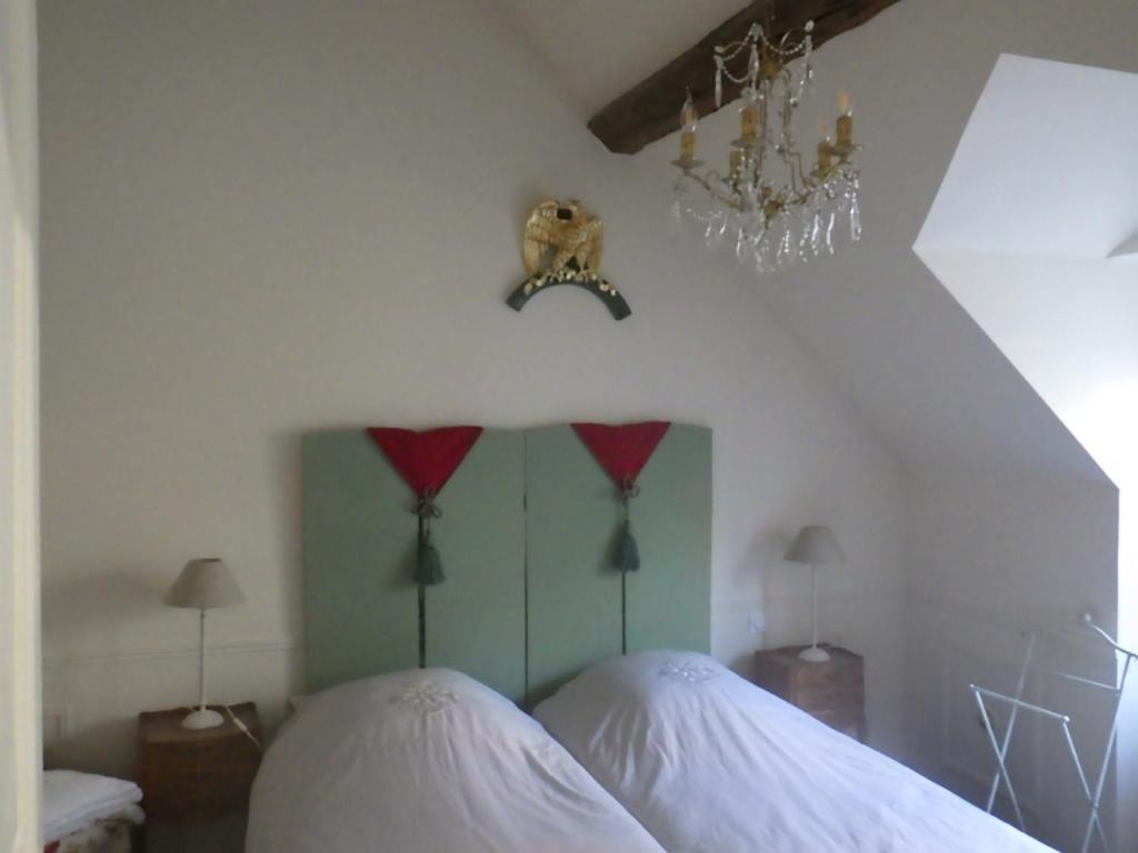 Bed and Breakfast Castel De La Comtesse Блуа Экстерьер фото